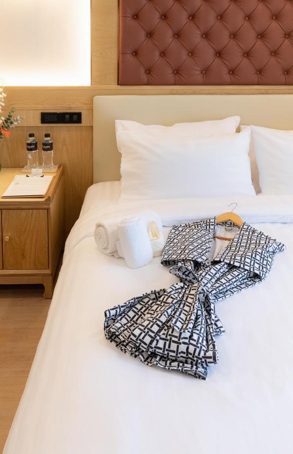 Heaven Boutique Hotel Бангкок Экстерьер фото